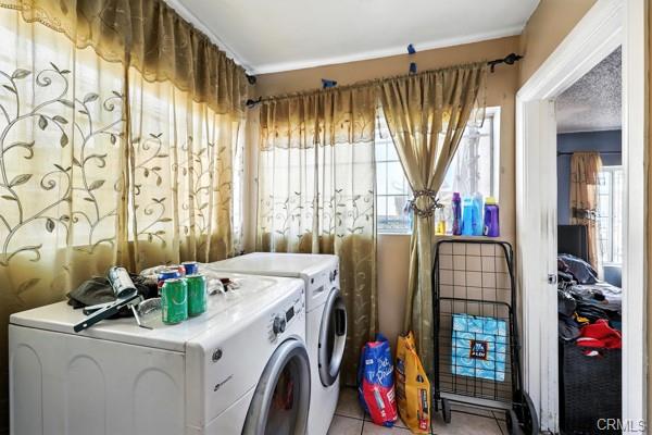 Los Angeles, California, 90002, United States, 4 Bedrooms Bedrooms, ,2 BathroomsBathrooms,Residential,For Sale,1977632