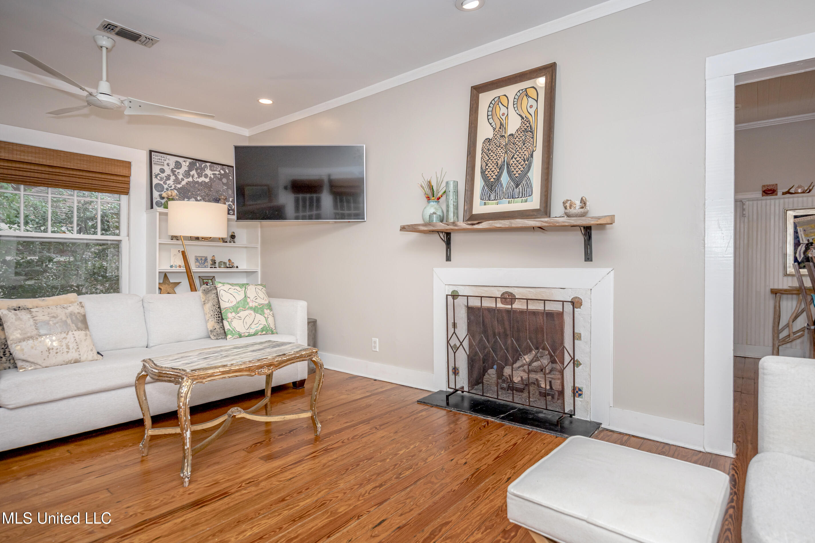 Ocean Springs, Mississippi, 39564, United States, 3 Bedrooms Bedrooms, ,2 BathroomsBathrooms,Residential,For Sale,1847227