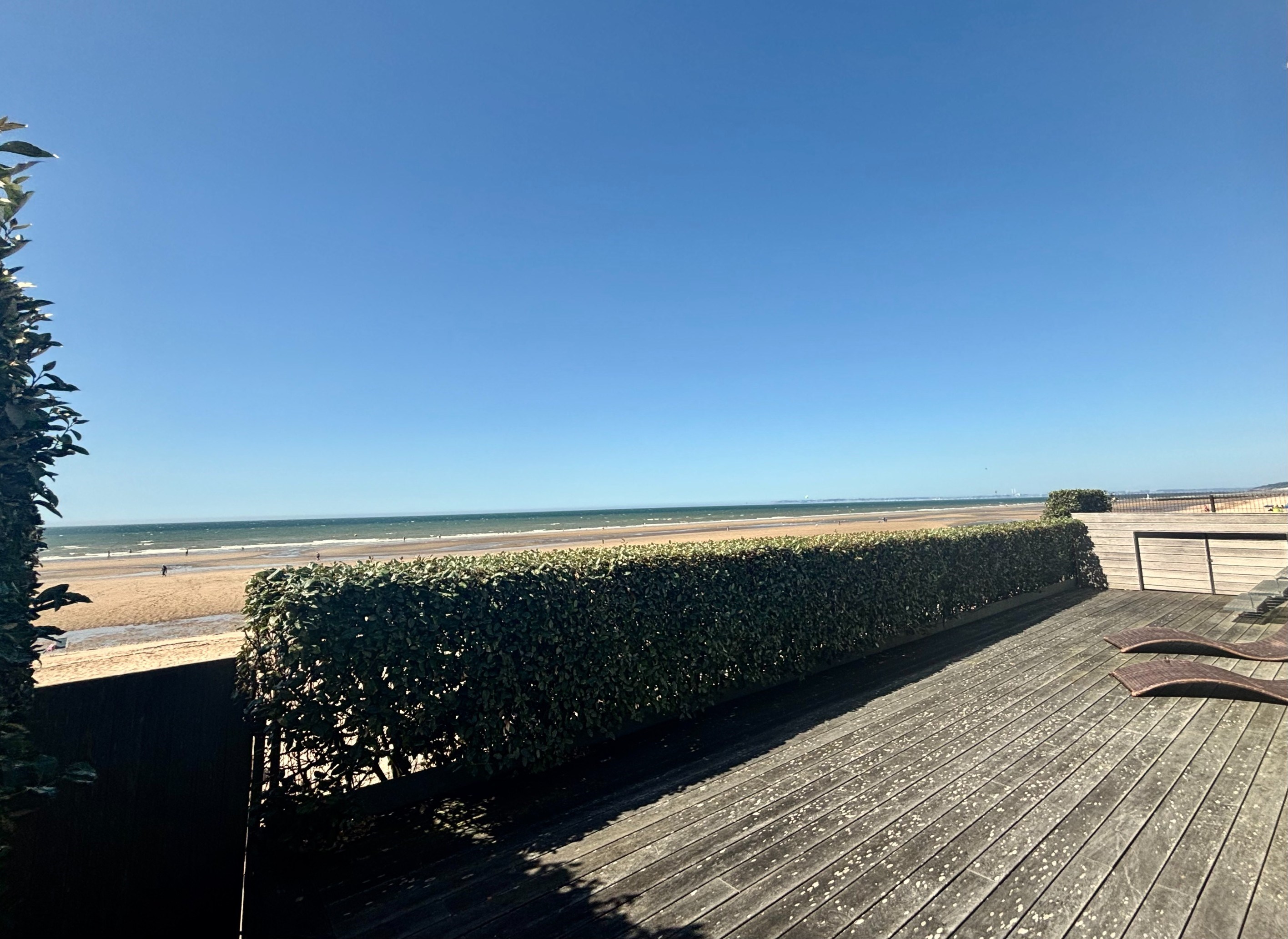  Normandy, Côte Fleurie, Exceptional architect-designed villa - Direct beach acc… - 物件實景