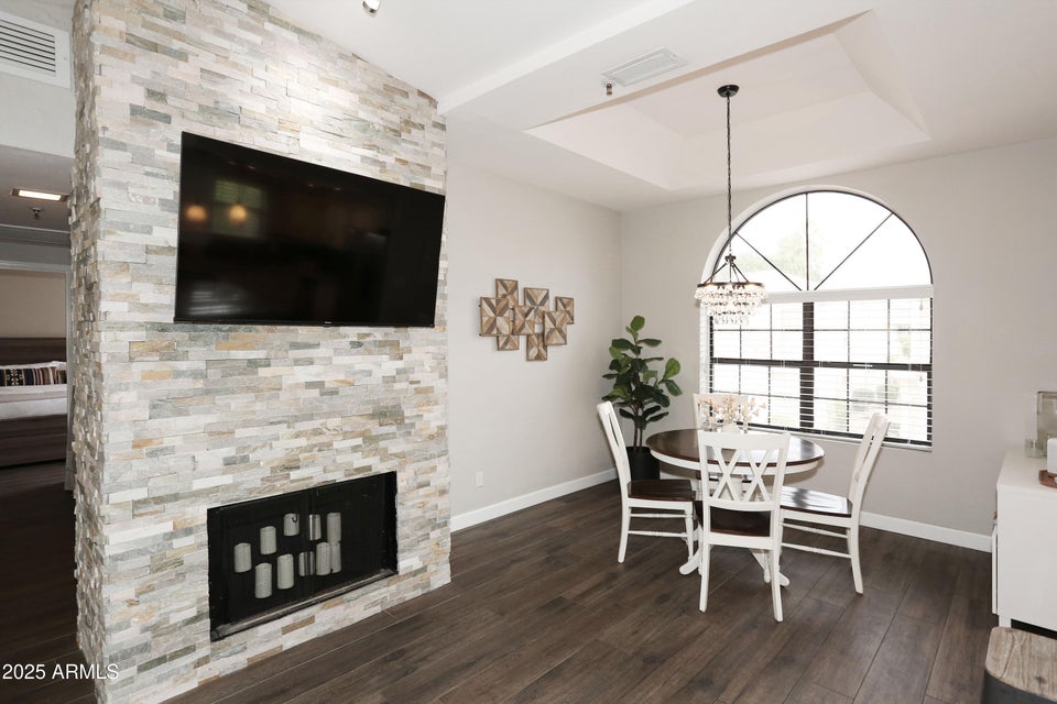 Scottsdale, Arizona, 85258, United States, 2 Bedrooms Bedrooms, ,Residential,For Sale,1977114