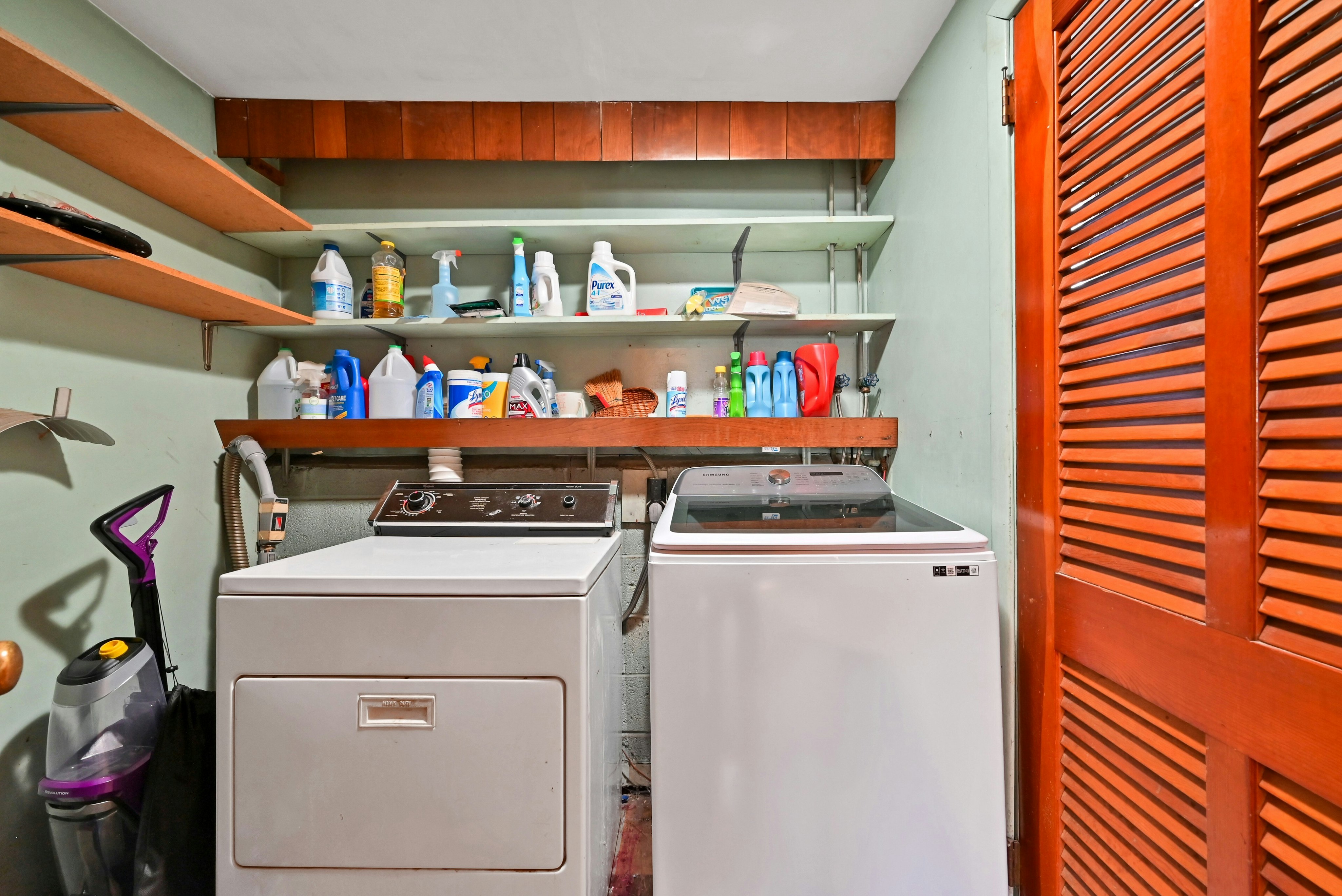  664 Woodside Avenue, River Vale, NJ 07675 - 物件實景