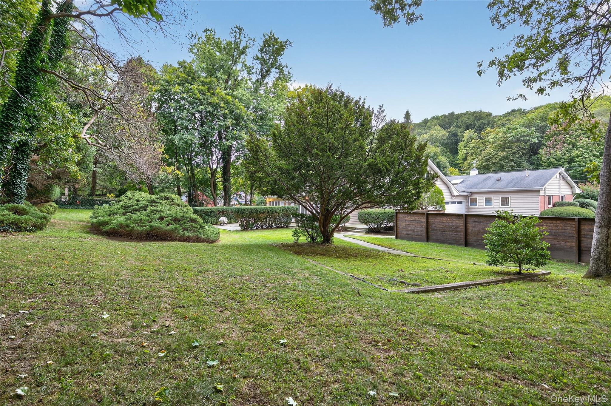  634 Park Avenue, Huntington, NY, 11743 - 物件實景