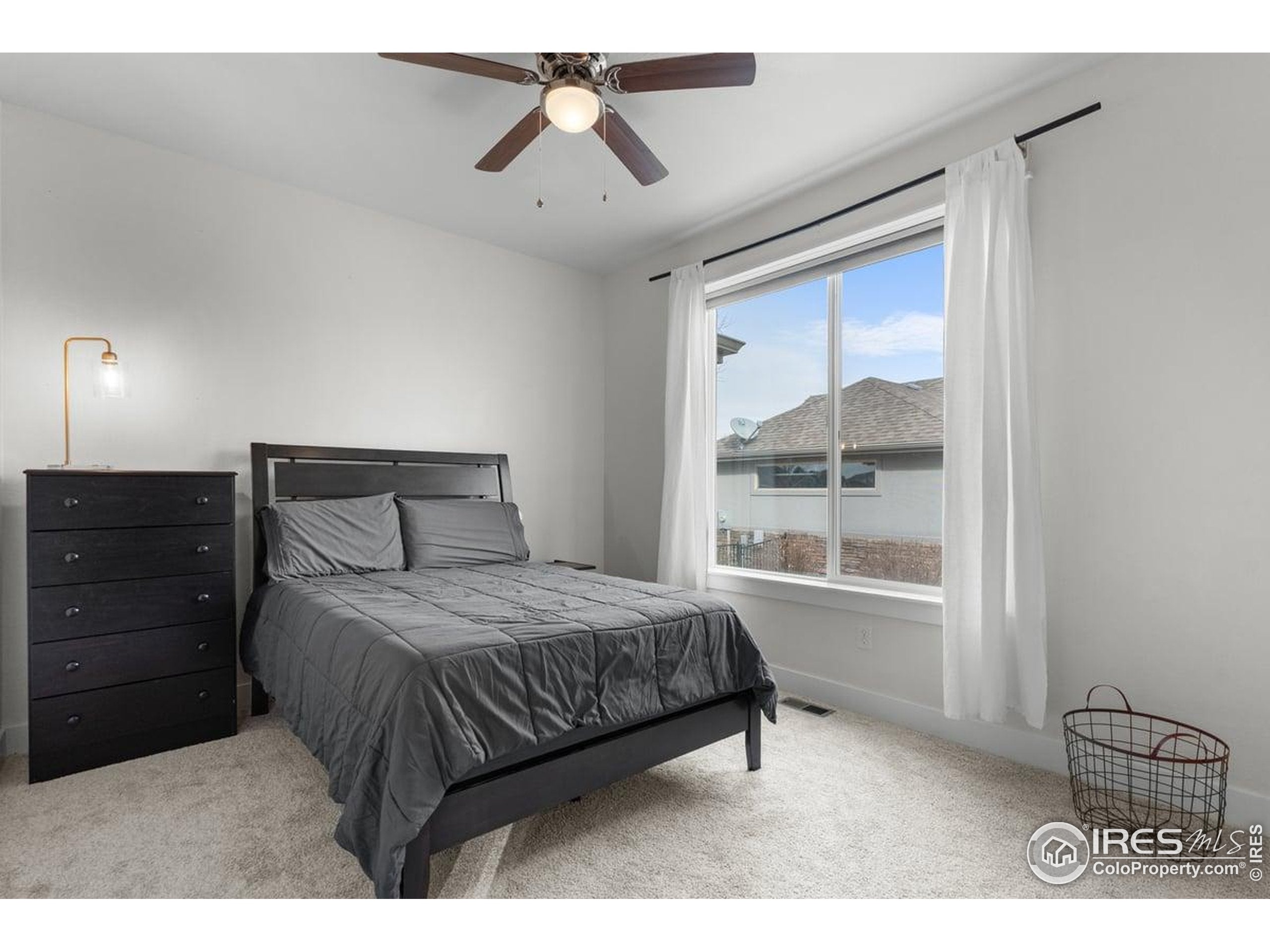 Windsor, Colorado, 80550, United States, 6 Bedrooms Bedrooms, ,4 BathroomsBathrooms,Residential,For Sale,1996243