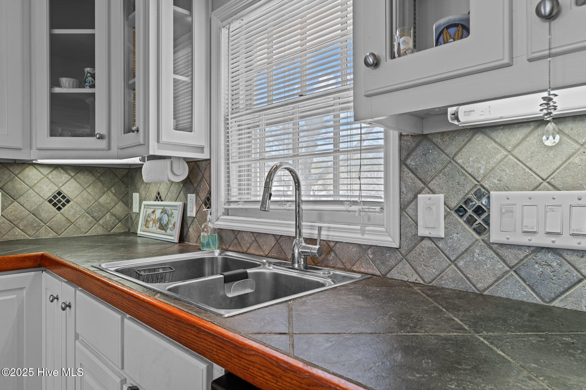 Oriental, North Carolina, 28571, United States, 3 Bedrooms Bedrooms, ,2 BathroomsBathrooms,Residential,For Sale,1761894