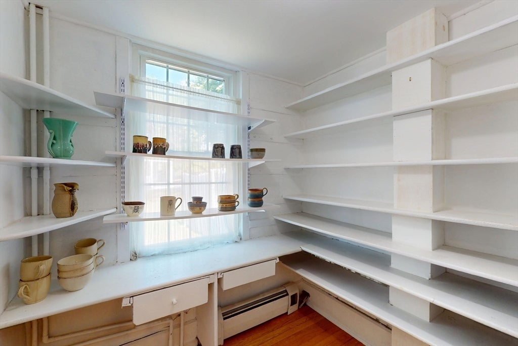 Northfield, Massachusetts, 01360, United States, 4 Bedrooms Bedrooms, ,2 BathroomsBathrooms,Residential,For Sale,1947195