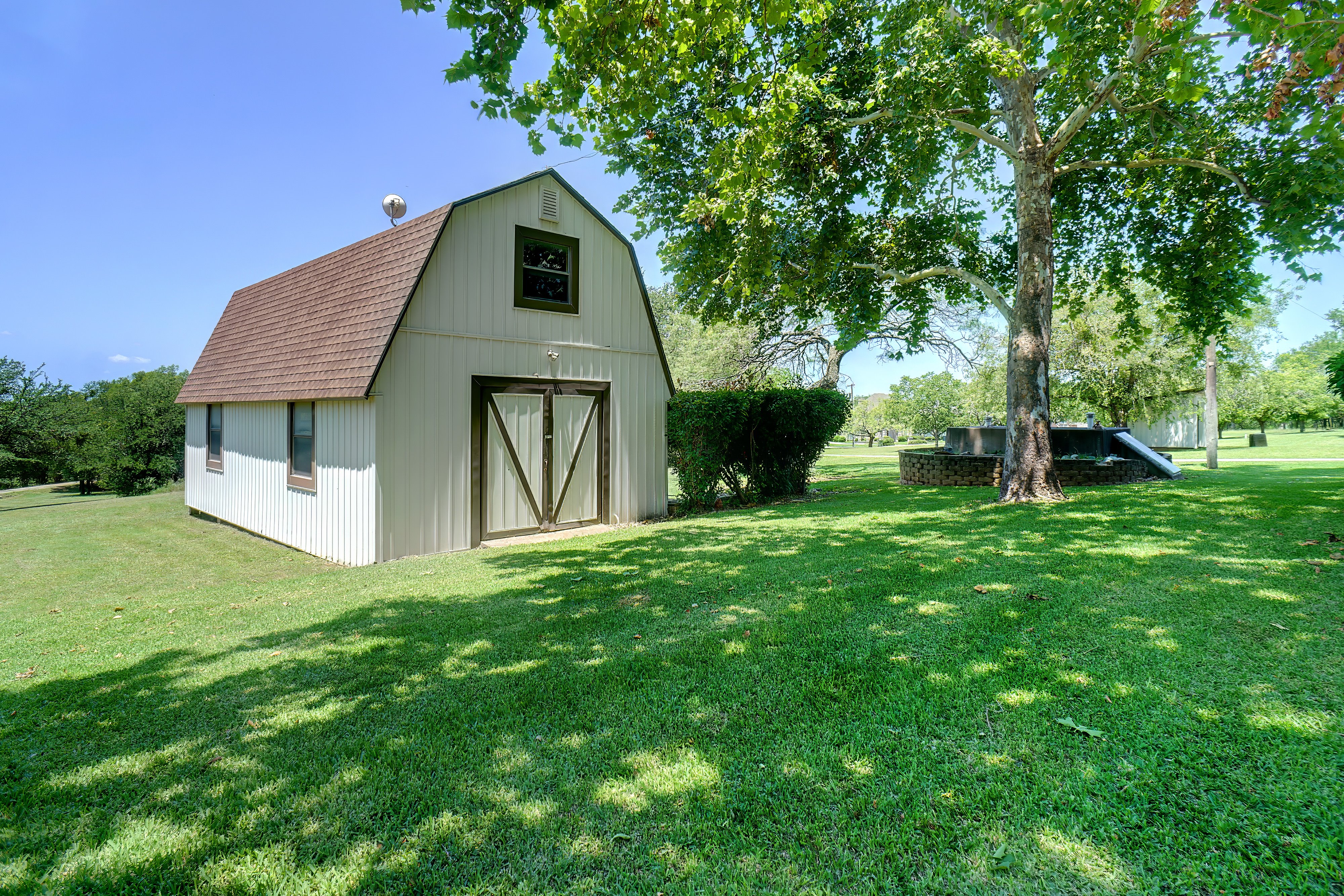 Bridgeport, Texas, 76426, United States, 4 Bedrooms Bedrooms, ,3 BathroomsBathrooms,Residential,For Sale,1981082