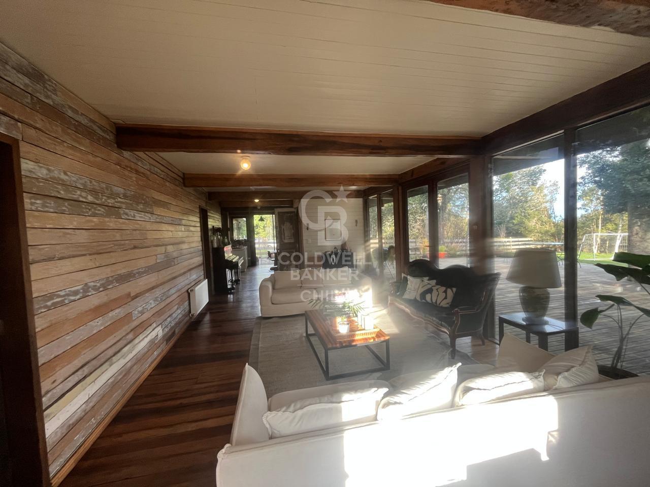 Puerto Varas, Chile, 5 Bedrooms Bedrooms, ,4 BathroomsBathrooms,Residential,For Sale,1956847
