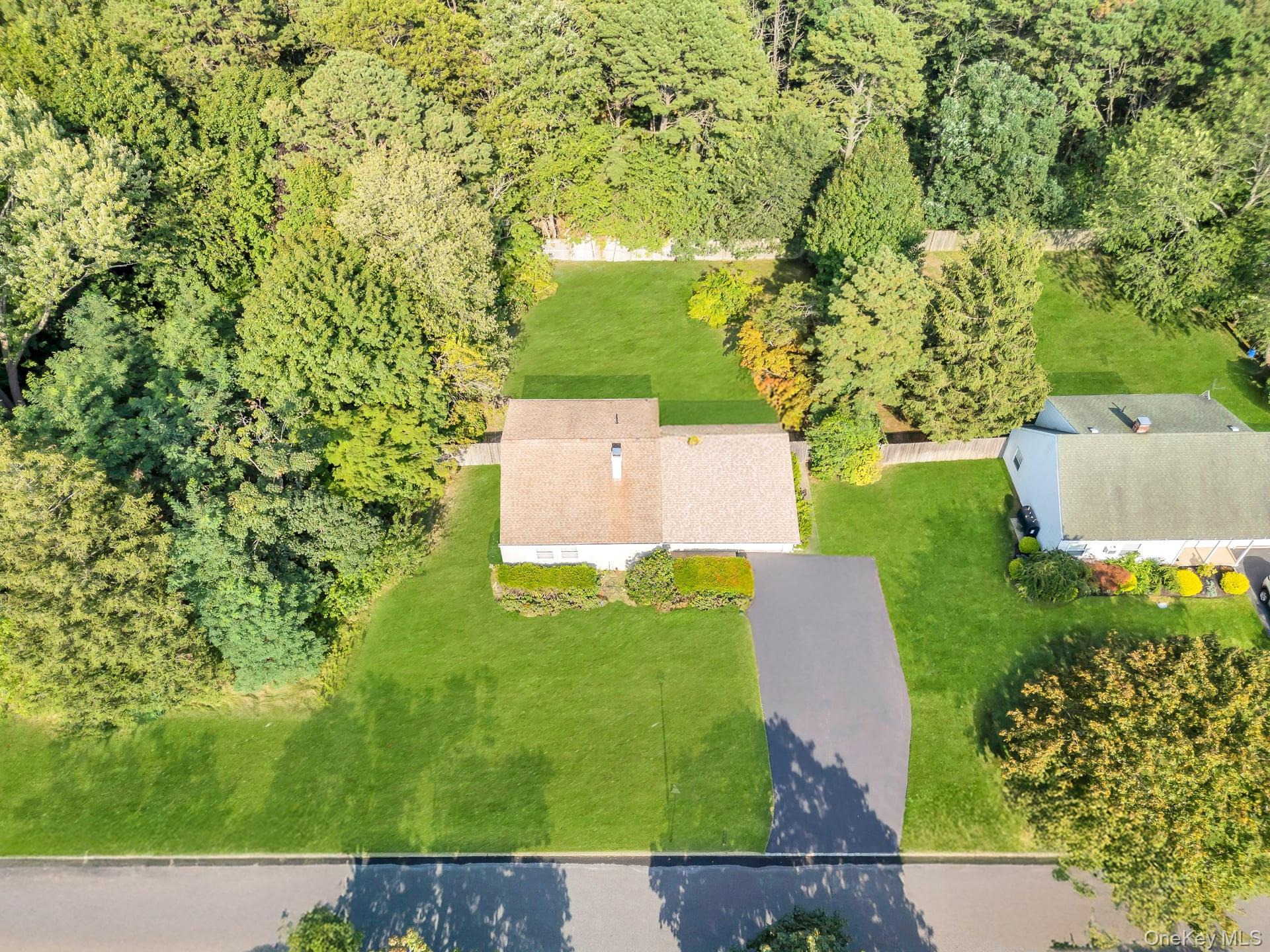 Medford, New York, 11763, United States, 5 Bedrooms Bedrooms, ,2 BathroomsBathrooms,Residential,For Sale,1926312