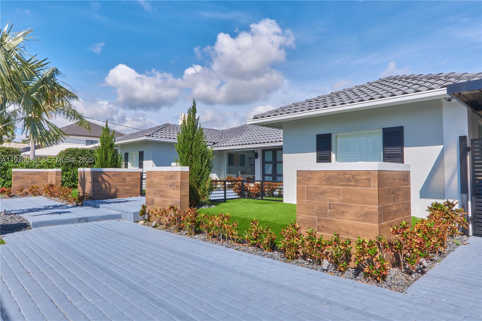 Fort Lauderdale, Florida, 33316, United States, 3 Bedrooms Bedrooms, ,4 BathroomsBathrooms,Residential,For Sale,2002989