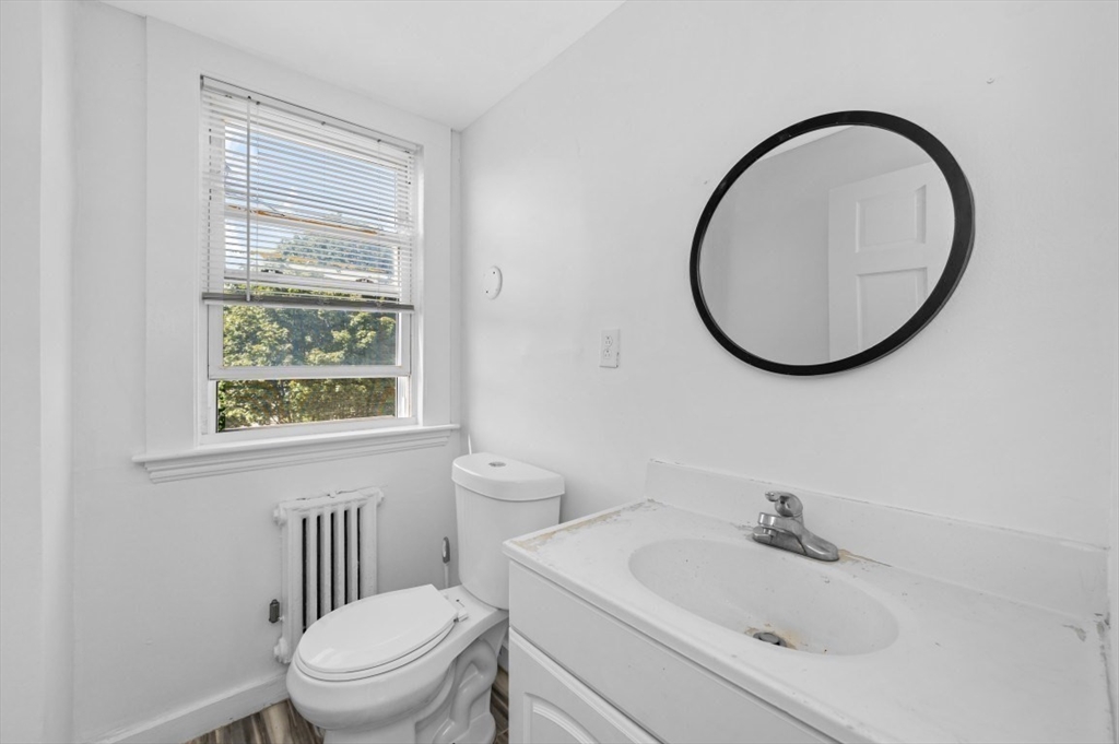 Swampscott, Massachusetts, 01907, United States, 6 Bedrooms Bedrooms, ,3 BathroomsBathrooms,Residential,For Sale,1912101