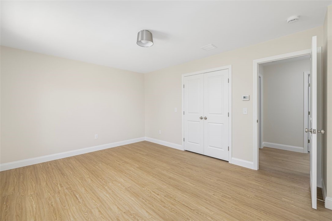 Warwick, Rhode Island, 02889, United States, 4 Bedrooms Bedrooms, ,4 BathroomsBathrooms,Residential,For Sale,2003475