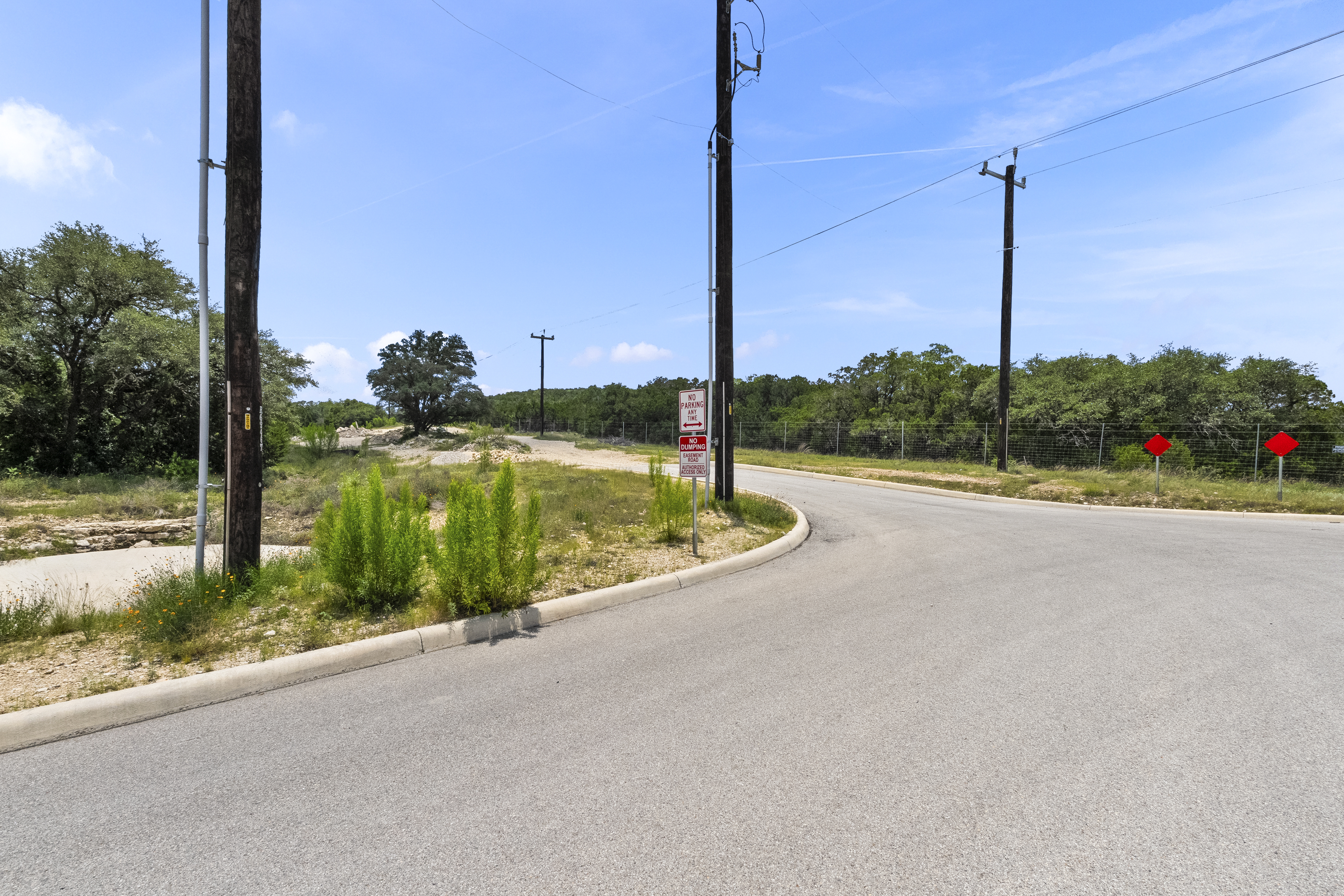  Exceptional Lot with Panoramic Views - 物件實景