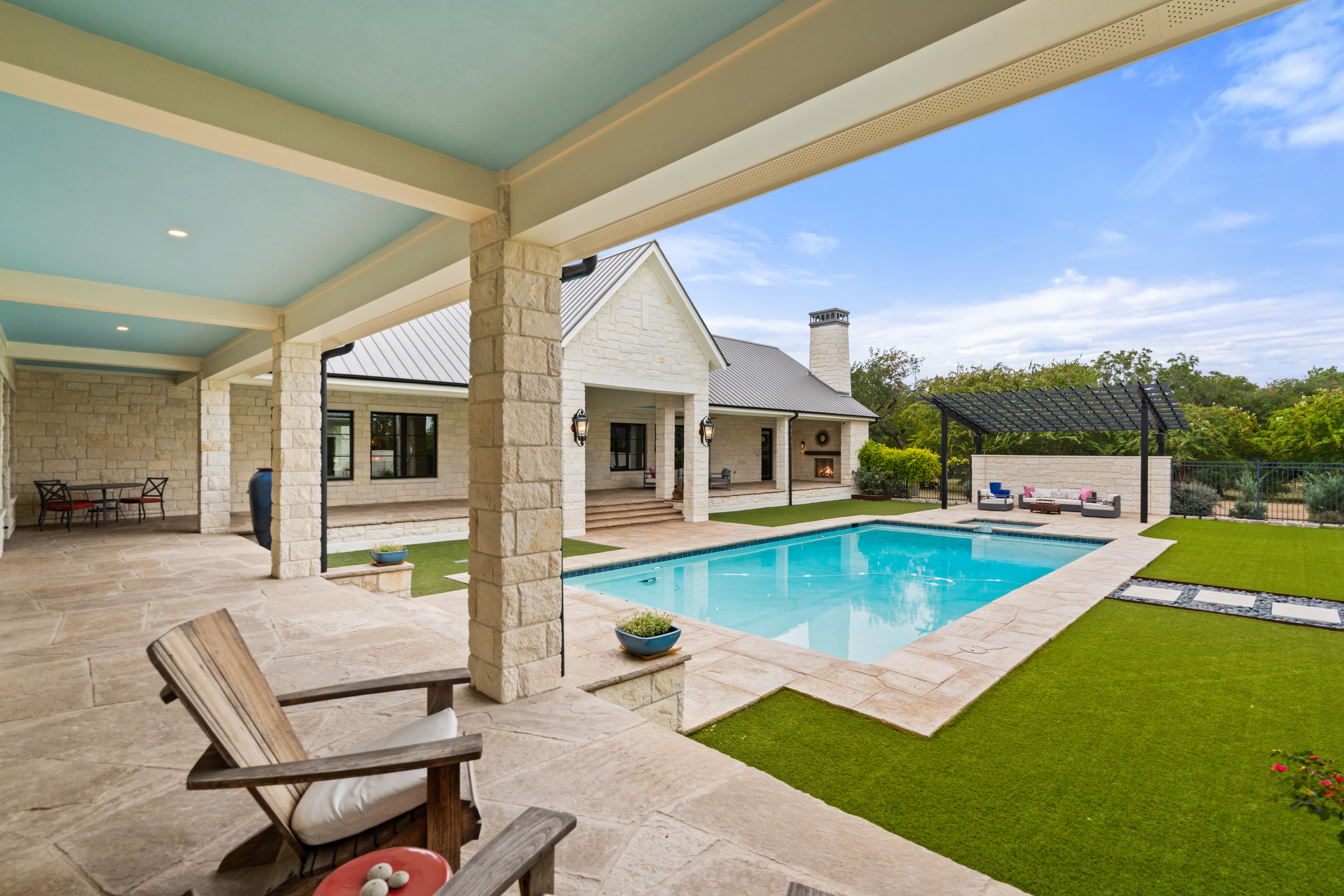  Rare Expression of Refined Hill Country Living - 物件實景