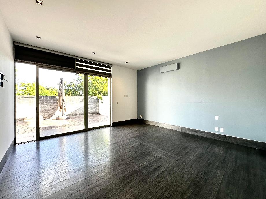 Zapopan, Jalisco, 45116, Mexico, 4 Bedrooms Bedrooms, ,6 BathroomsBathrooms,Residential,For Sale,1918860