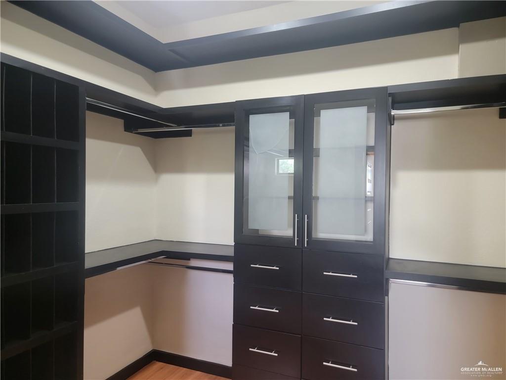 McAllen, Texas, 78503, United States, 5 Bedrooms Bedrooms, ,6 BathroomsBathrooms,Residential,For Sale,1708580