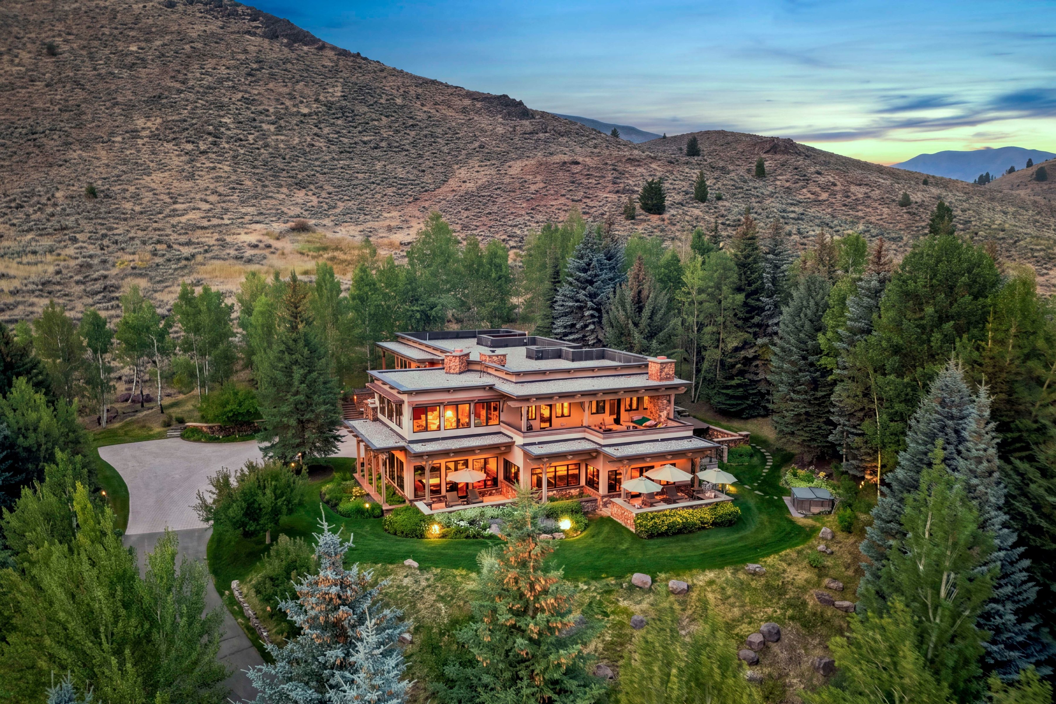  Nothing Compares to an Exquisite Bigwood Residence - 物件實景