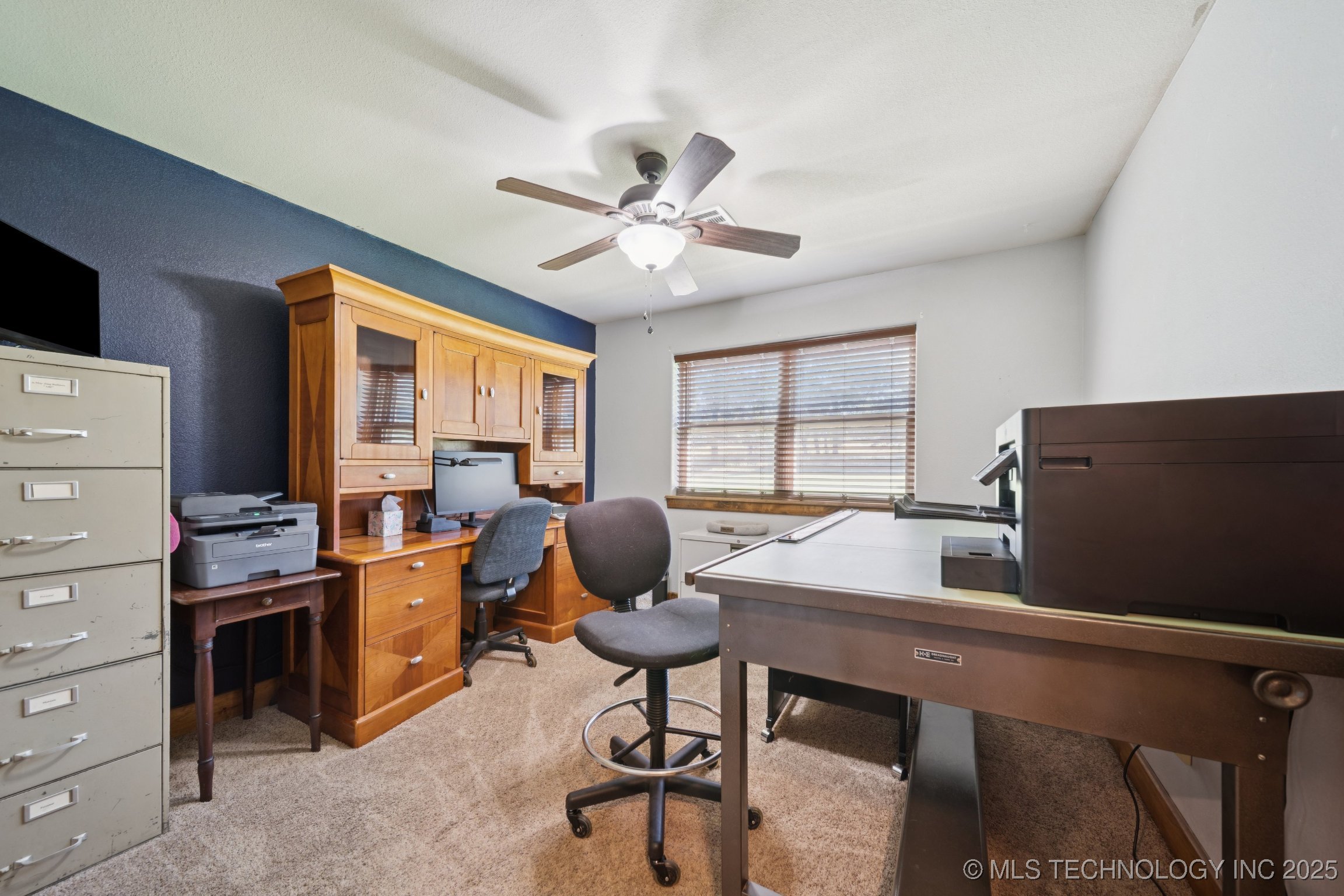 Henryetta, Oklahoma, 74437, United States, 4 Bedrooms Bedrooms, ,4 BathroomsBathrooms,Residential,For Sale,1939303