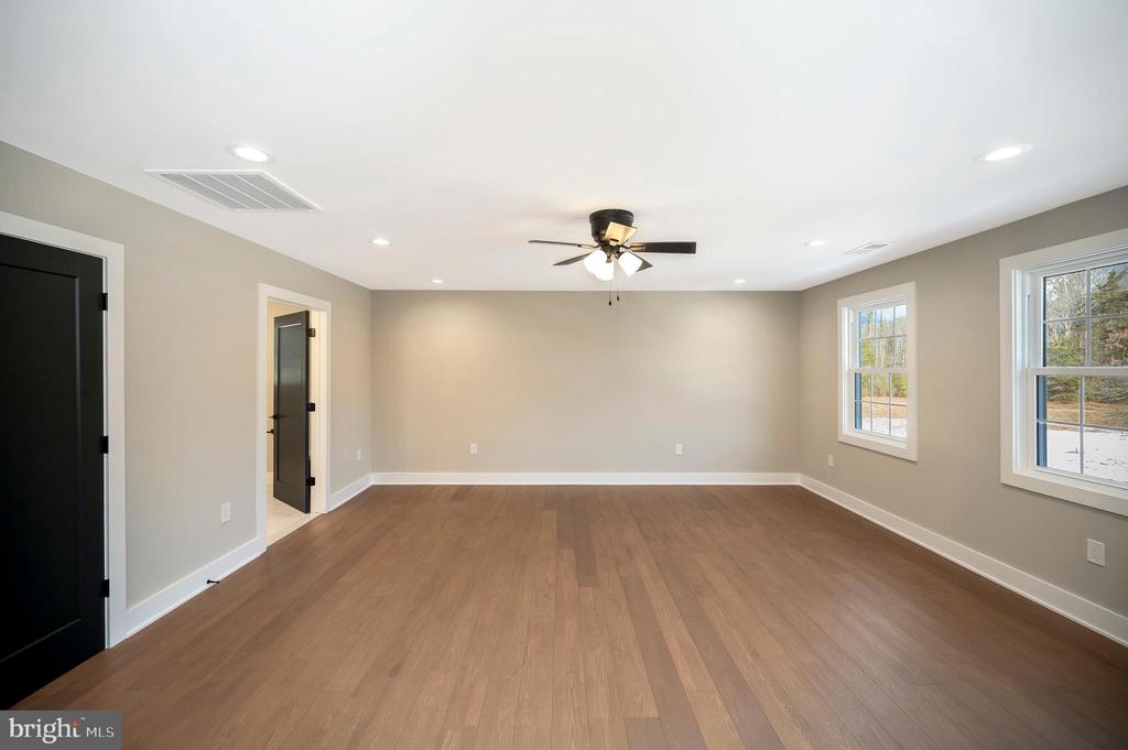 Stafford, Virginia, 22556, United States, 5 Bedrooms Bedrooms, ,4 BathroomsBathrooms,Residential,For Sale,2005720