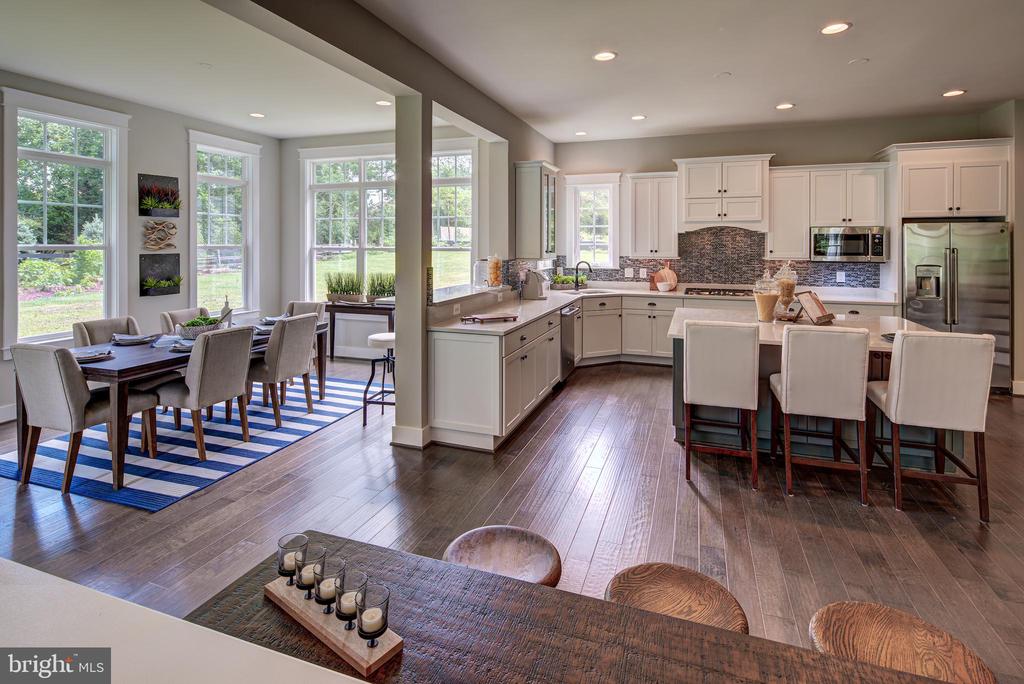 4627 Fairfax Manor Court, Chantilly, Virginia, 20151, United States, 4 Bedrooms Bedrooms, ,6 BathroomsBathrooms,Residential,For Sale,4627 Fairfax Manor Court,1430210
