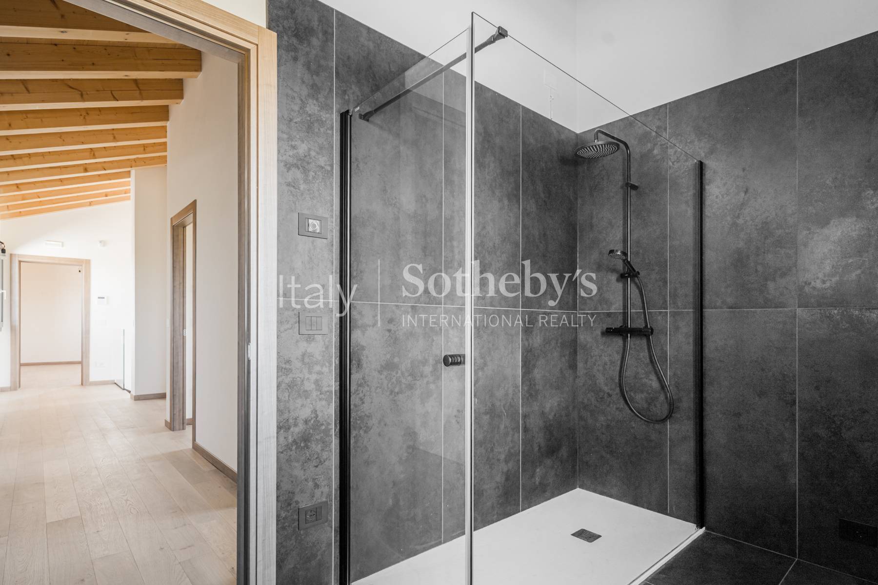  Newly built villa certified high-efficiency with park - 物件實景