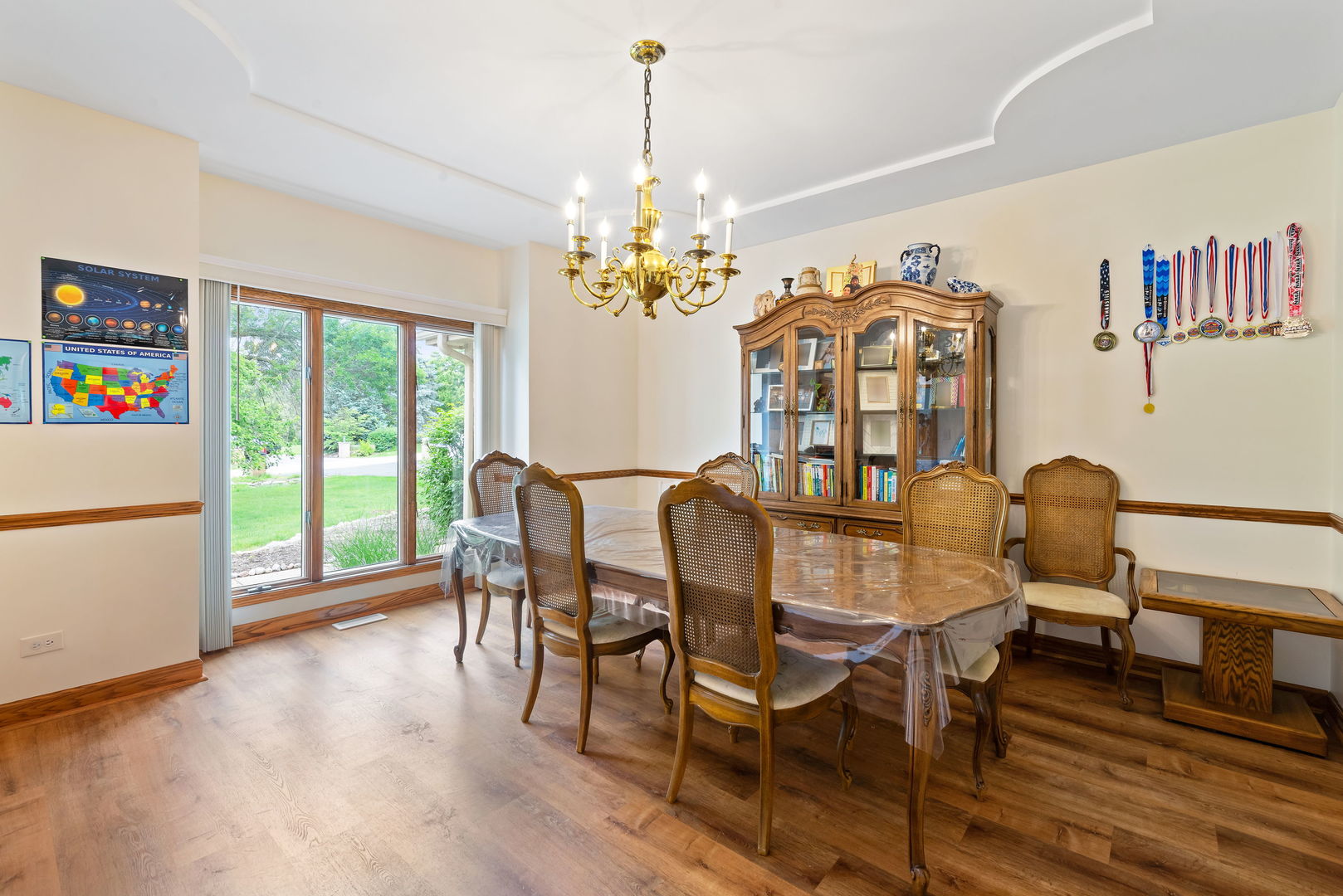 Homer Glen, Illinois, 60491, United States, 4 Bedrooms Bedrooms, ,3 BathroomsBathrooms,Residential,For Sale,1867441