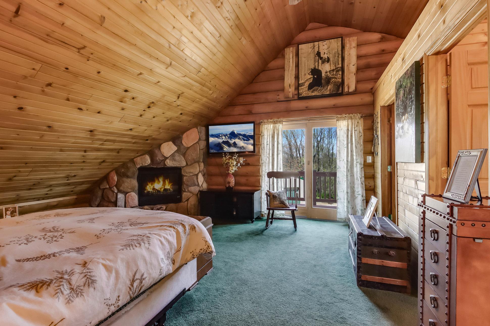 Rock Elm Twp, Wisconsin, 54740, United States, 4 Bedrooms Bedrooms, ,2 BathroomsBathrooms,Residential,For Sale,1804597