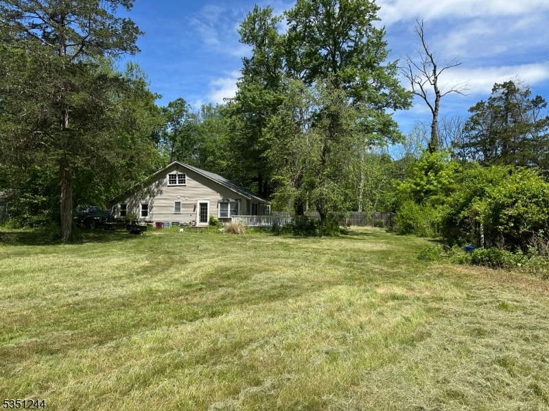 Bernards Twp., New Jersey, 07931, United States, 3 Bedrooms Bedrooms, ,2 BathroomsBathrooms,Residential,For Sale,1779682