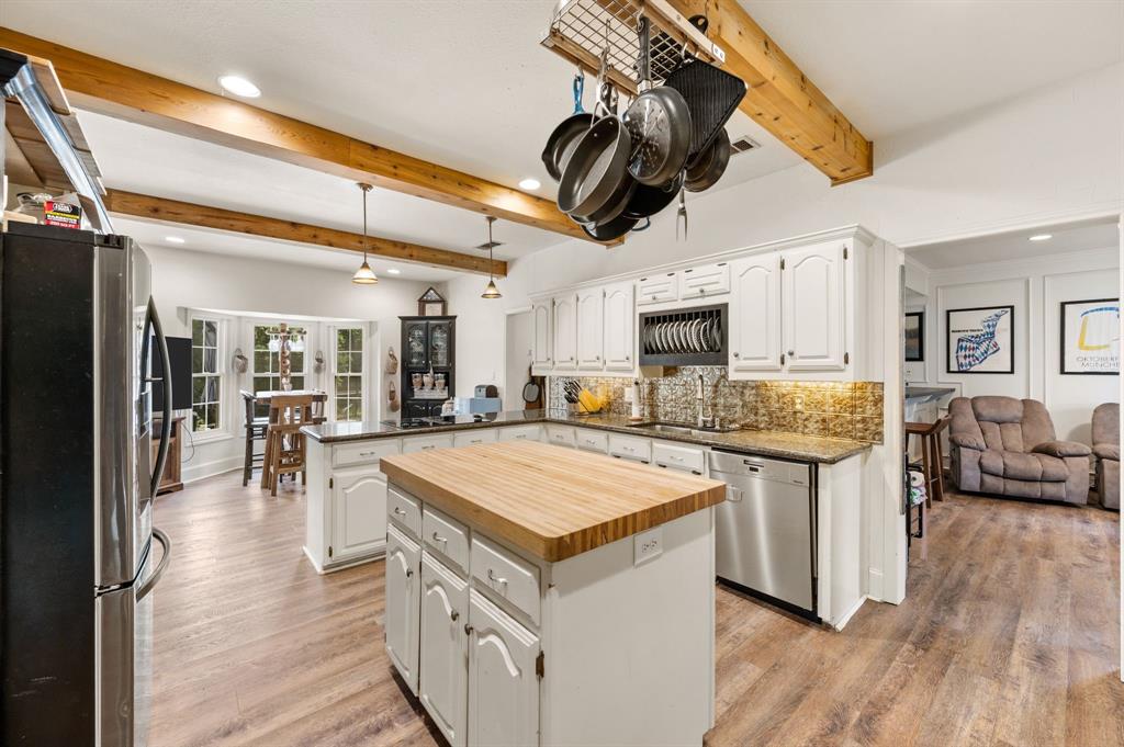 Melissa, Texas, 75454, United States, 5 Bedrooms Bedrooms, ,5 BathroomsBathrooms,Residential,For Sale,2048357