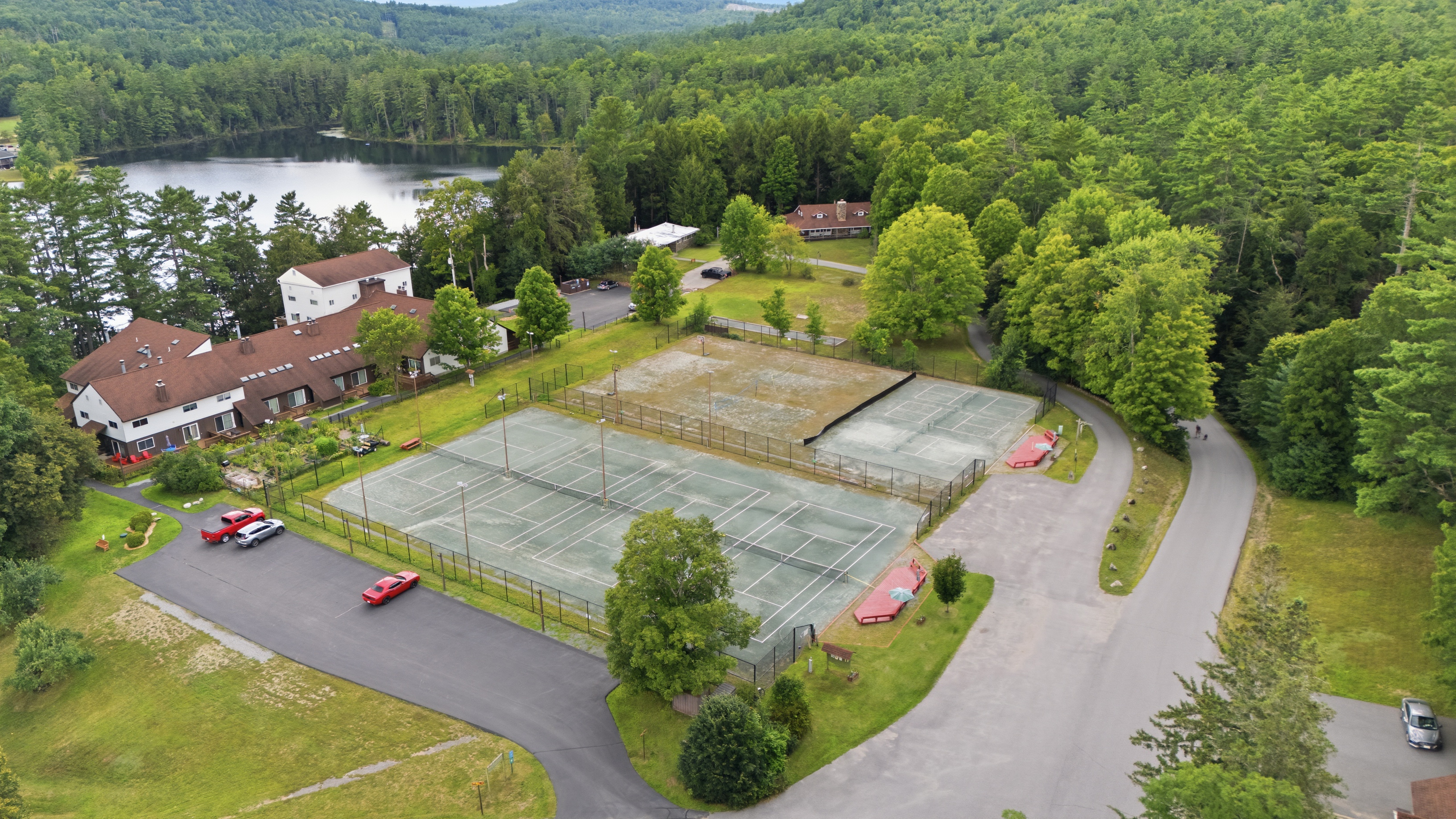  1 E High Pines Terrace, Warrensburg, NY, 12817 - 物件實景