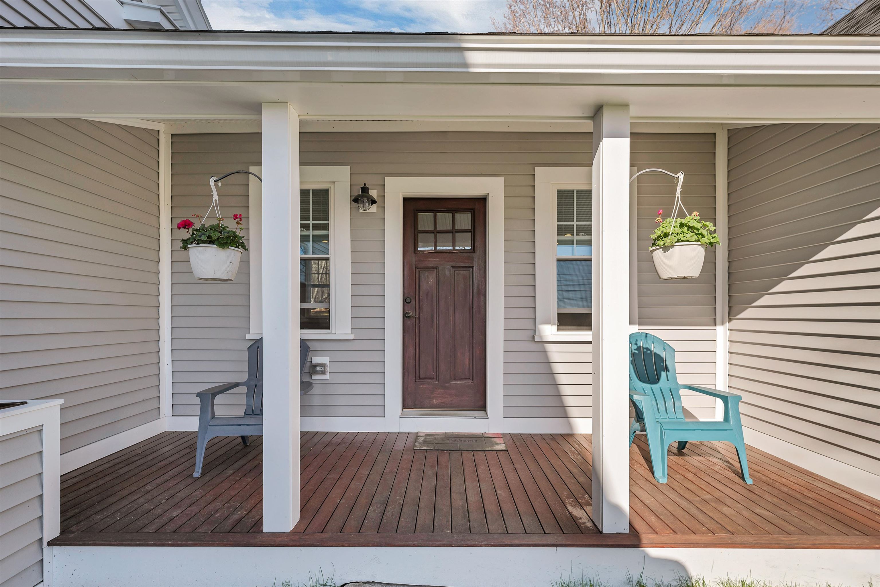 Meredith, New Hampshire, 03253, United States, 3 Bedrooms Bedrooms, ,2 BathroomsBathrooms,Residential,For Sale,1793827