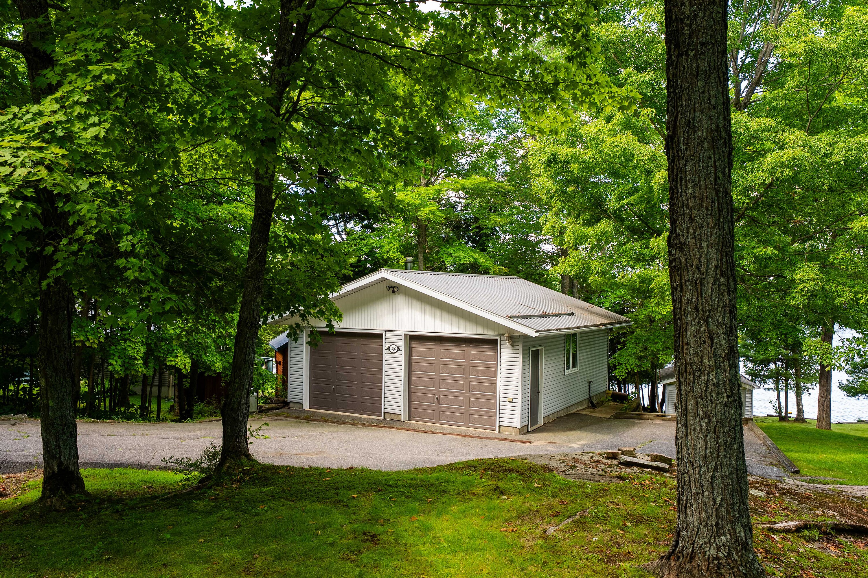  Ahmic Lake Home or Cottage - 物件實景