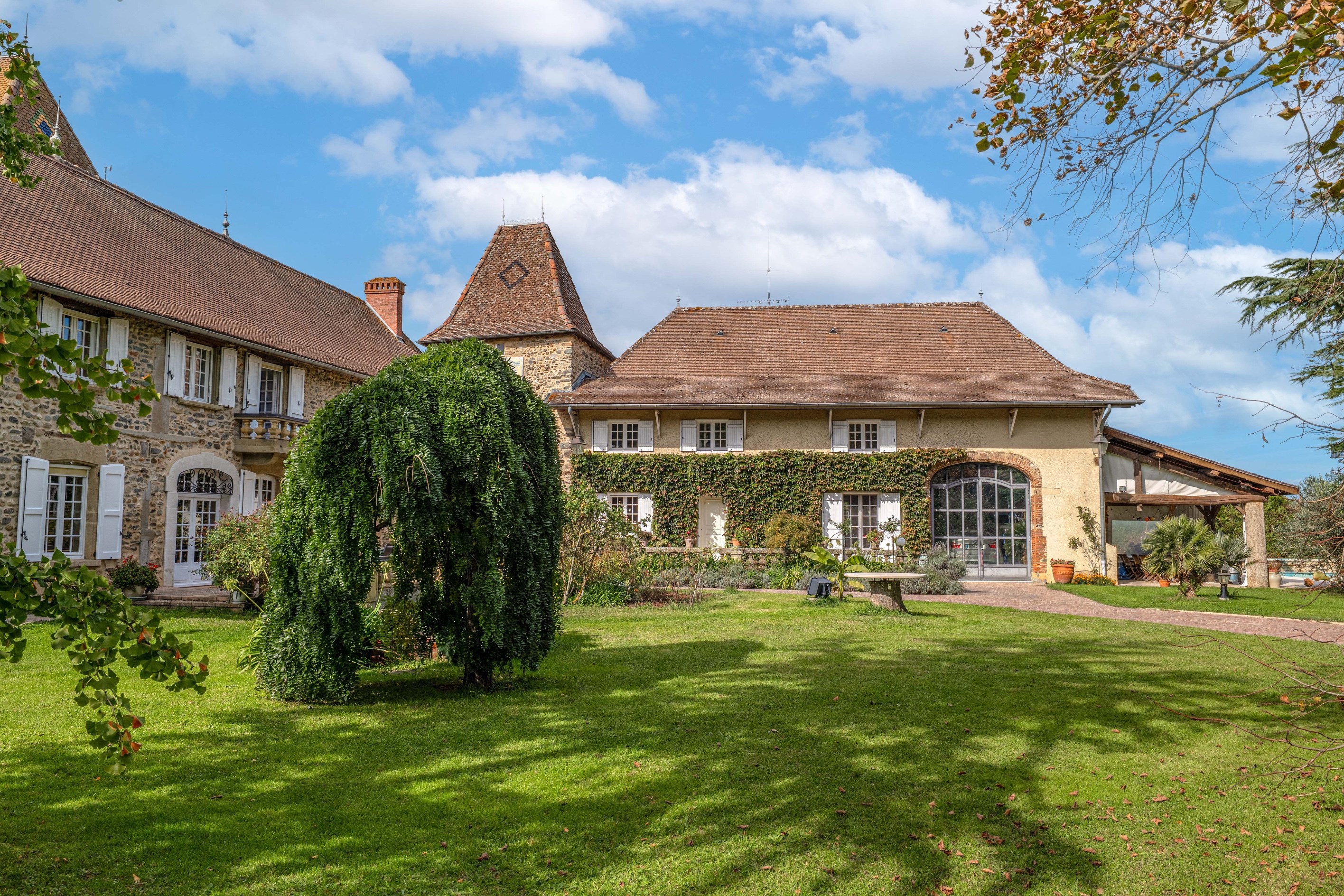  13th-Century Manor Estate – Elegance, Heritage & Art of Living - 物件實景