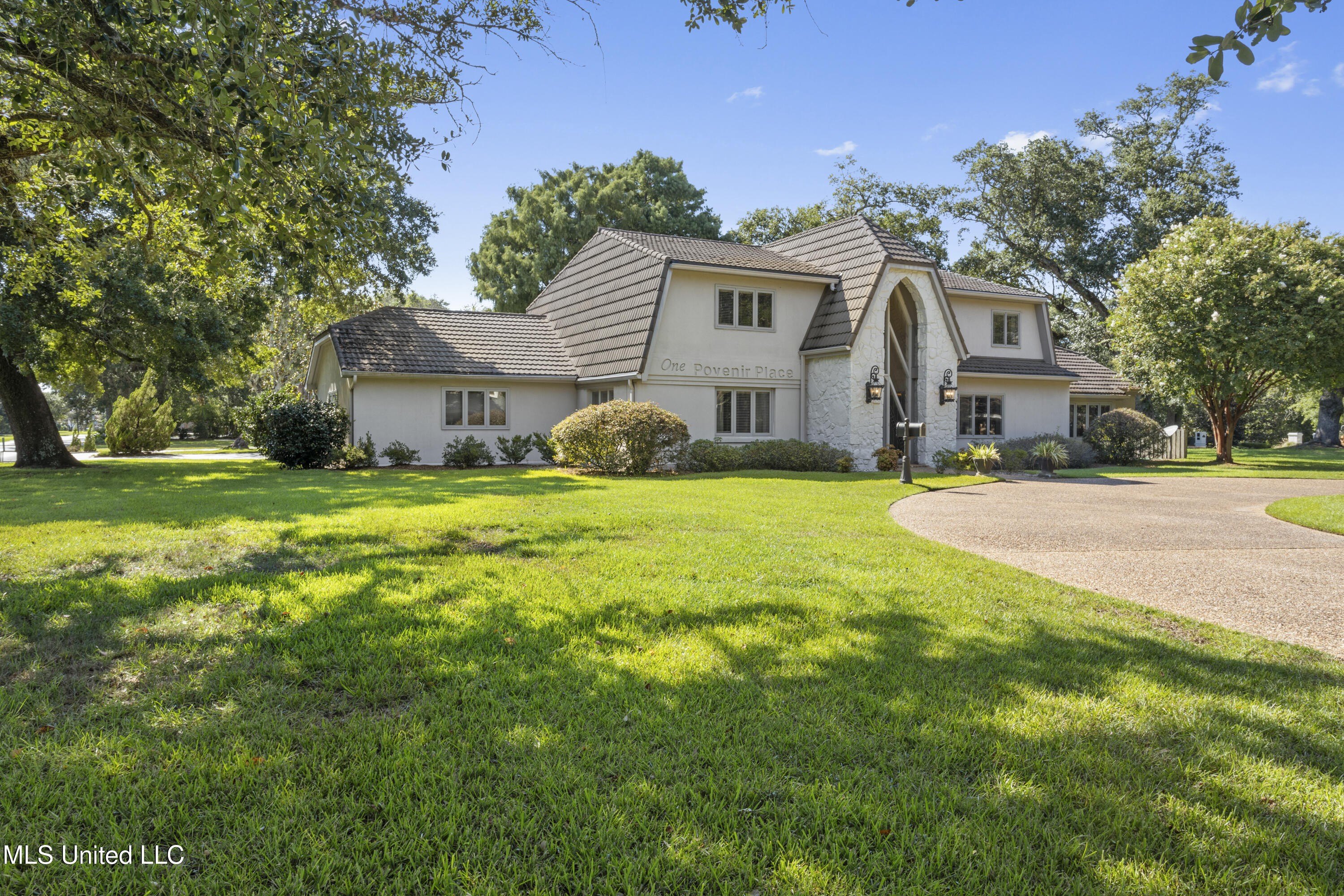 Gulfport, Mississippi, 39507, United States, 4 Bedrooms Bedrooms, ,4 BathroomsBathrooms,Residential,For Sale,1974539