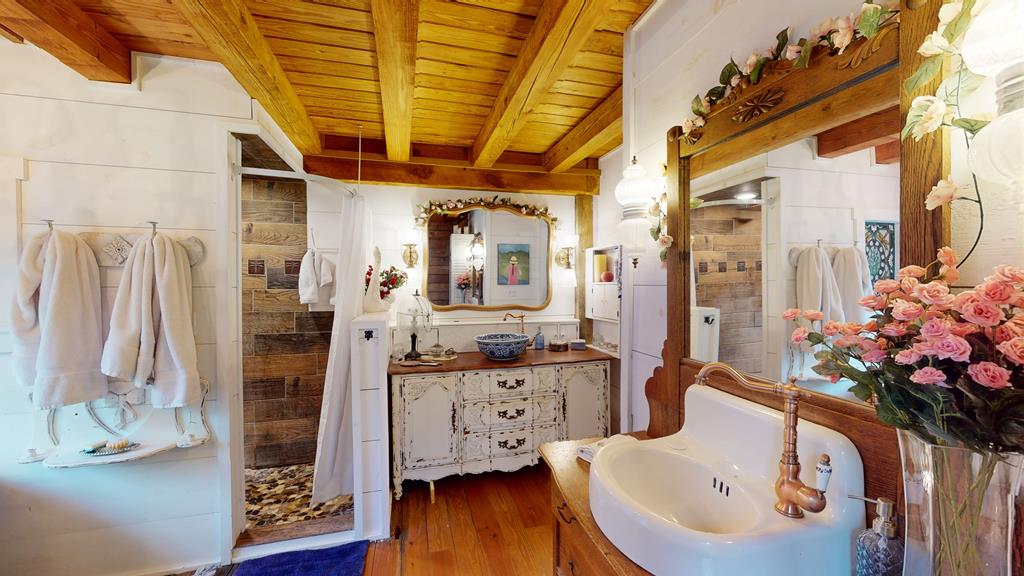 2151 Old Northcutt Road, Ellijay, Georgia, 30536, United States, 4 Bedrooms Bedrooms, ,2 BathroomsBathrooms,Residential,For Sale,2151 Old Northcutt Road,1538841