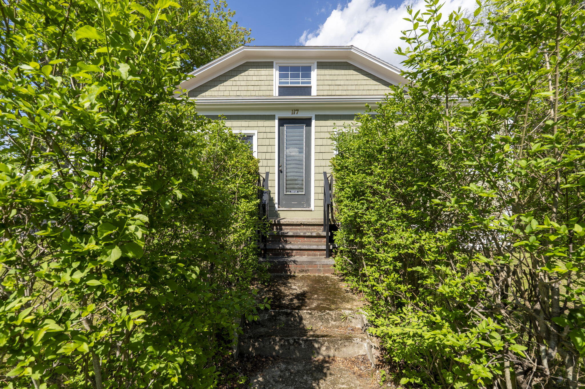Kennebunk, Maine, 04043, United States, 3 Bedrooms Bedrooms, ,2 BathroomsBathrooms,Residential,For Sale,2048966