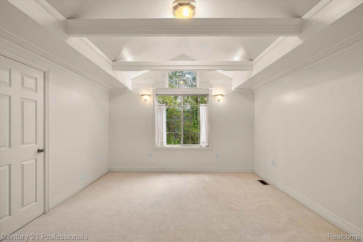 Clarkston, Michigan, 48346, United States, 4 Bedrooms Bedrooms, ,7 BathroomsBathrooms,Residential,For Sale,2048841