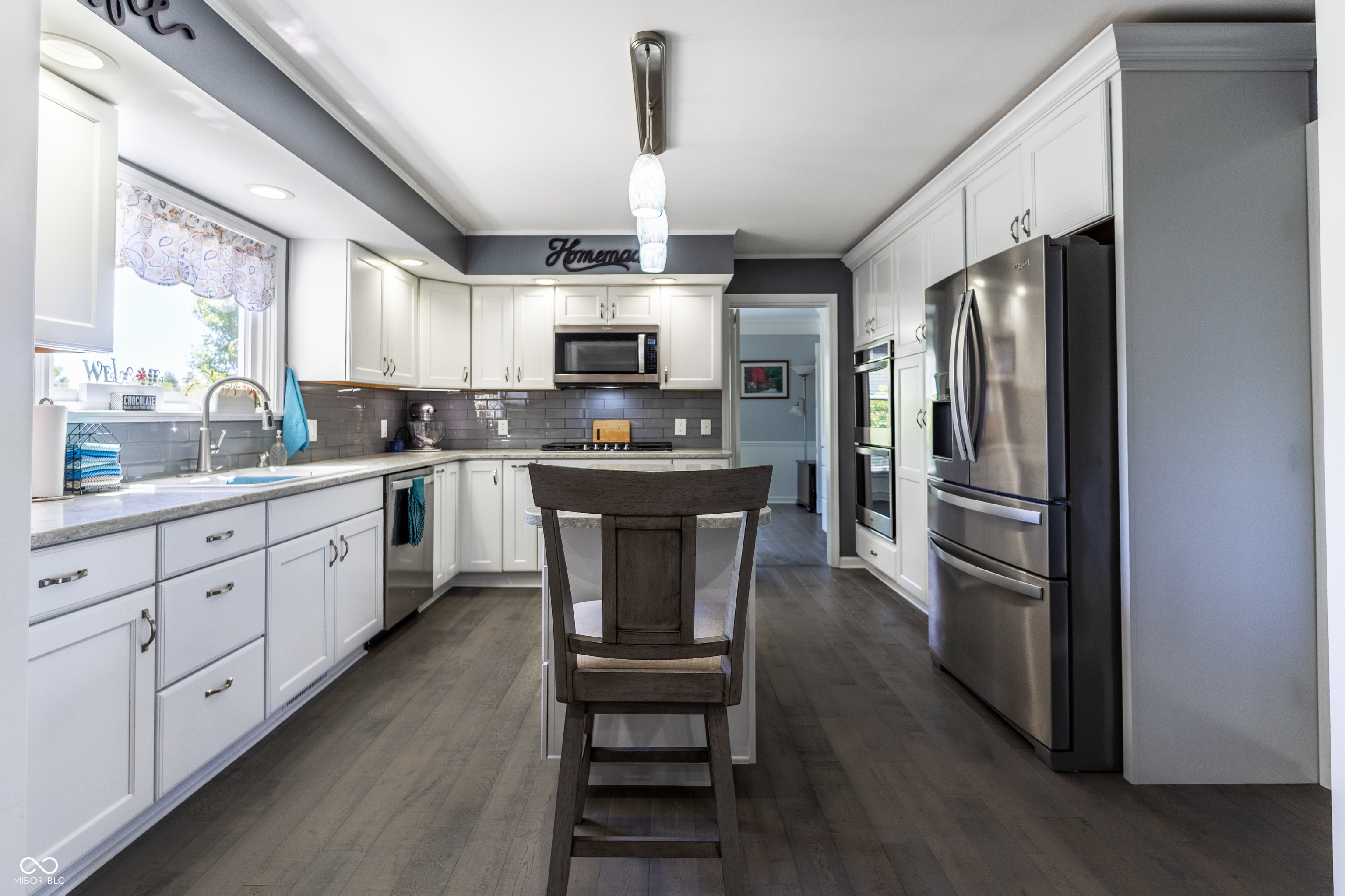 Columbus, Indiana, 47203, United States, 5 Bedrooms Bedrooms, ,6 BathroomsBathrooms,Residential,For Sale,1975671