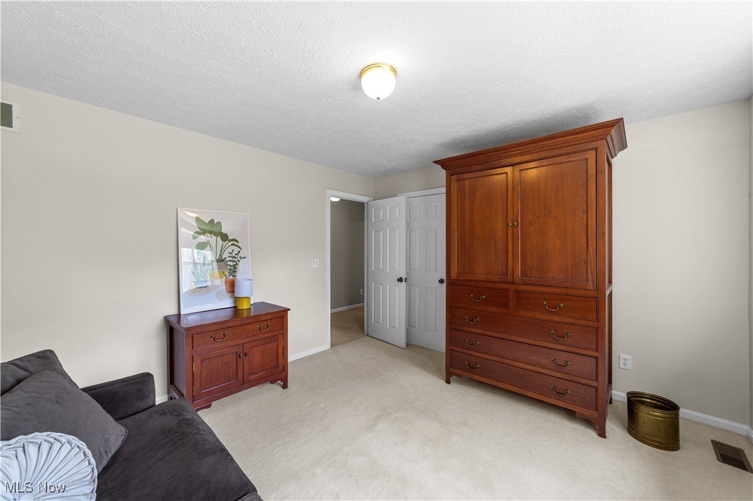 Solon, Ohio, 44139, United States, 4 Bedrooms Bedrooms, ,3 BathroomsBathrooms,Residential,For Sale,1938346