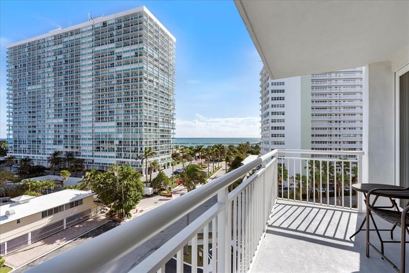 Fort Lauderdale, Florida, 33316, United States, 2 Bedrooms Bedrooms, ,2 BathroomsBathrooms,Residential,For Sale,1907376