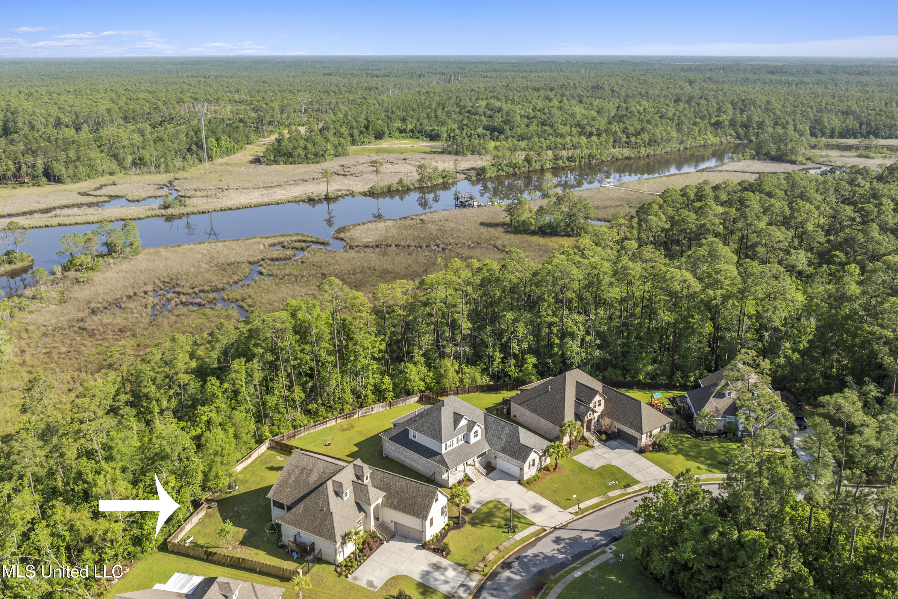 Ocean Springs, Mississippi, 39564, United States, 5 Bedrooms Bedrooms, ,3 BathroomsBathrooms,Residential,For Sale,1805037