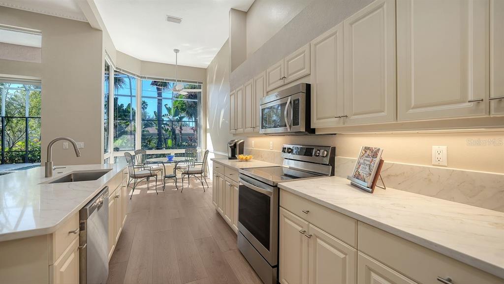 Sarasota, Florida, 34238, United States, 2 Bedrooms Bedrooms, ,2 BathroomsBathrooms,Residential,For Sale,1989499