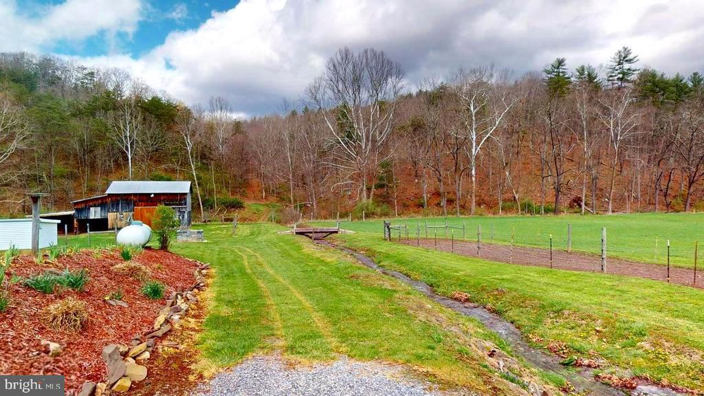 RIO, West Virginia, 26755, United States, 4 Bedrooms Bedrooms, ,2 BathroomsBathrooms,Residential,For Sale,1793735