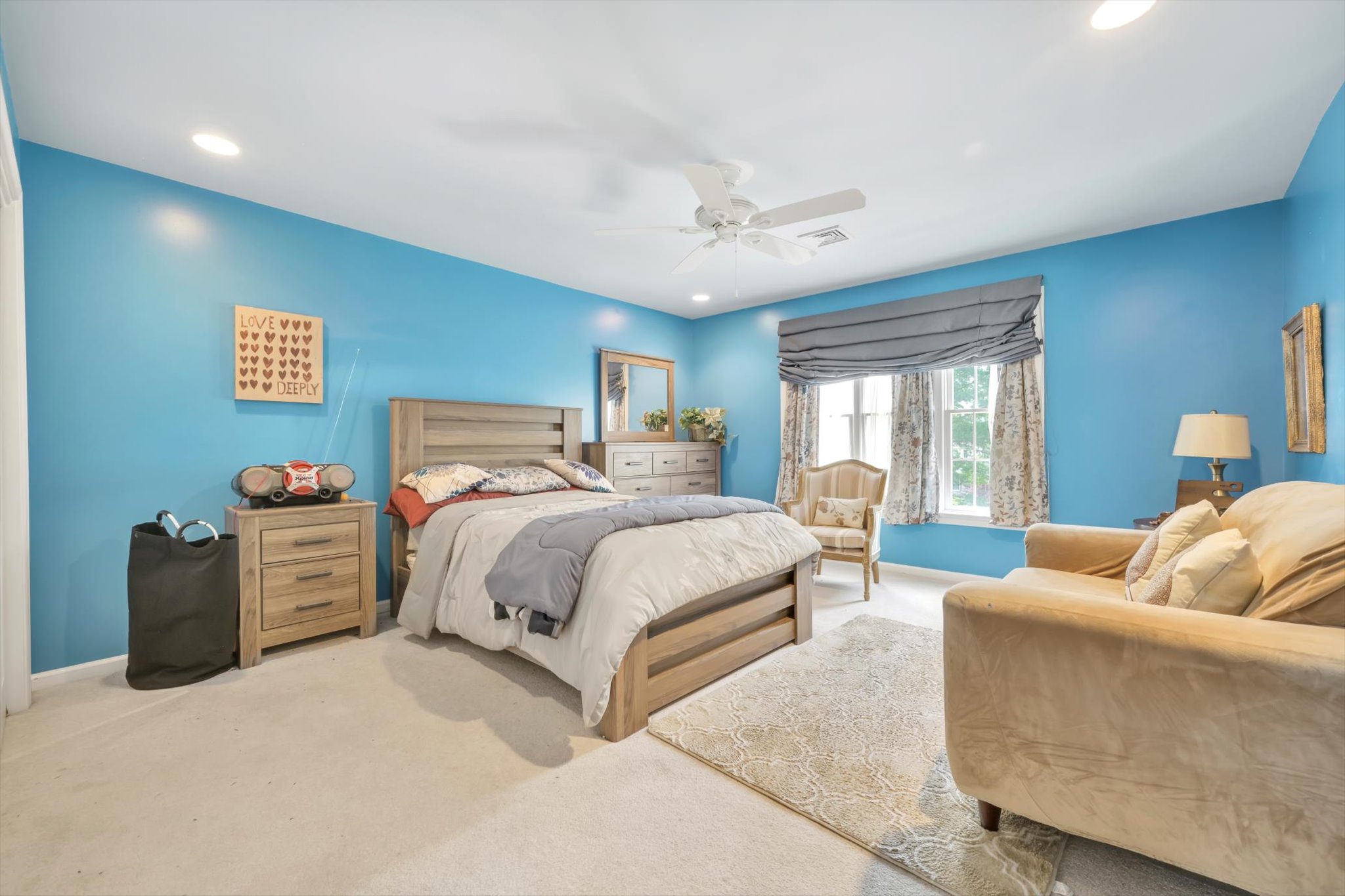 Orwigsburg, Pennsylvania, 17961, United States, 5 Bedrooms Bedrooms, ,4 BathroomsBathrooms,Residential,For Sale,1995162