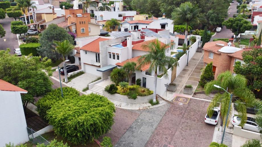 Cumbres de Guadalc?zar, Morelia, Michoacán de Ocampo, 58278, Mexico, 4 Bedrooms Bedrooms, ,4 BathroomsBathrooms,Residential,For Sale,Cumbres de Guadalc?zar,1578001