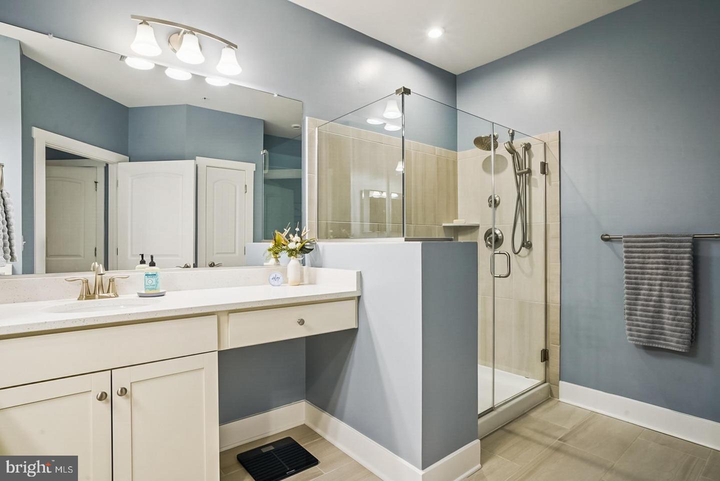 Chester, Maryland, 21619, United States, 2 Bedrooms Bedrooms, ,3 BathroomsBathrooms,Residential,For Sale,1968949