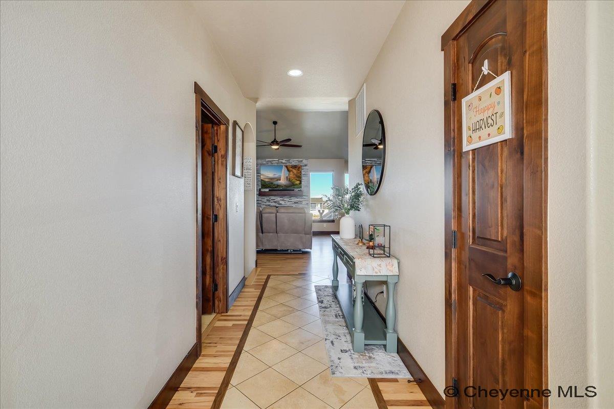 Cheyenne, Wyoming, 82009, United States, 5 Bedrooms Bedrooms, ,3 BathroomsBathrooms,Residential,For Sale,1989726