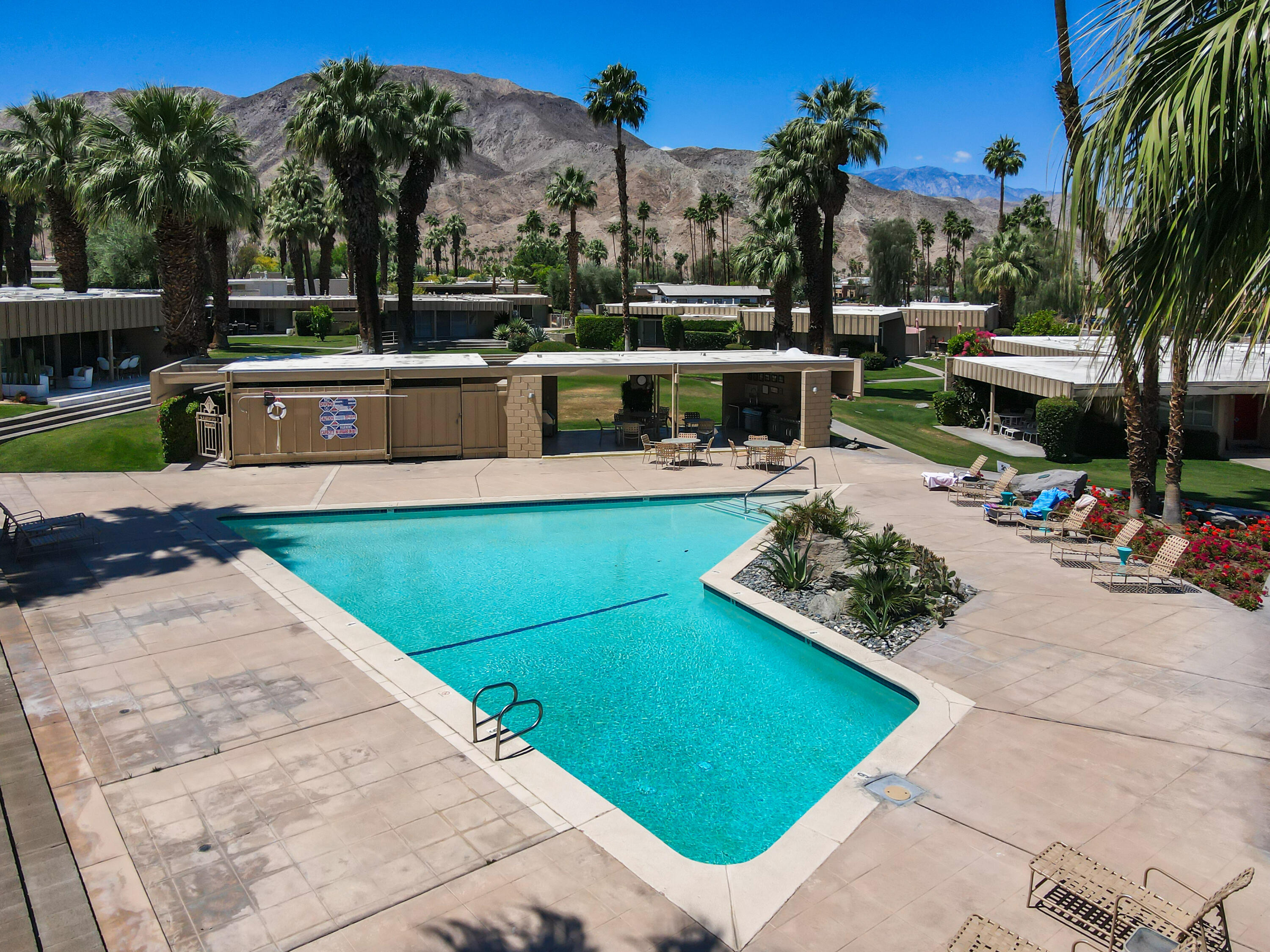 Palm Desert, California, 92260, United States, 2 Bedrooms Bedrooms, ,2 BathroomsBathrooms,Residential,For Sale,1795236