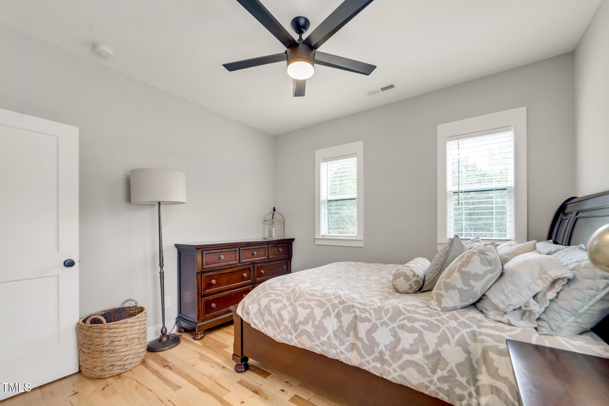 Raleigh, North Carolina, 27610, United States, 4 Bedrooms Bedrooms, ,3 BathroomsBathrooms,Residential,For Sale,1934188