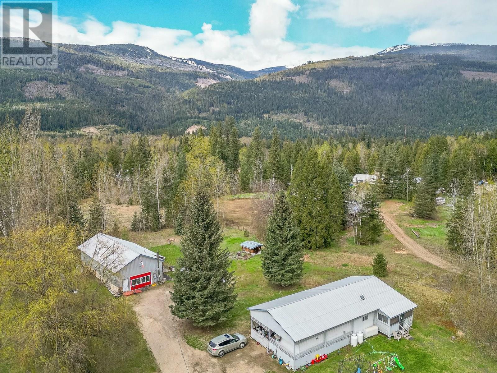 MALAKWA, British Columbia, V0E 2J0, CA, 2 Bedrooms Bedrooms, ,Residential,For Sale,1839032