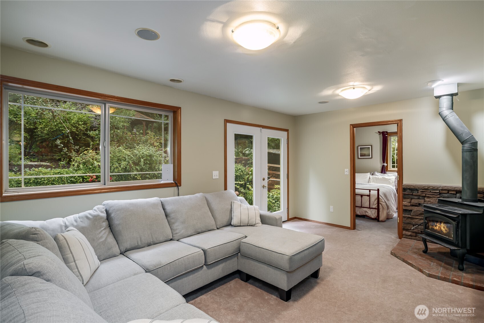 Snohomish, Washington, 98290, United States, 4 Bedrooms Bedrooms, ,3 BathroomsBathrooms,Residential,For Sale,1921838
